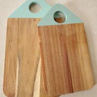 Acacia triangle board with paint M