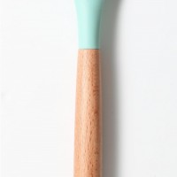 silicone wood handle leak spoon