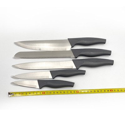 Kitchen knife set with cutting board图4