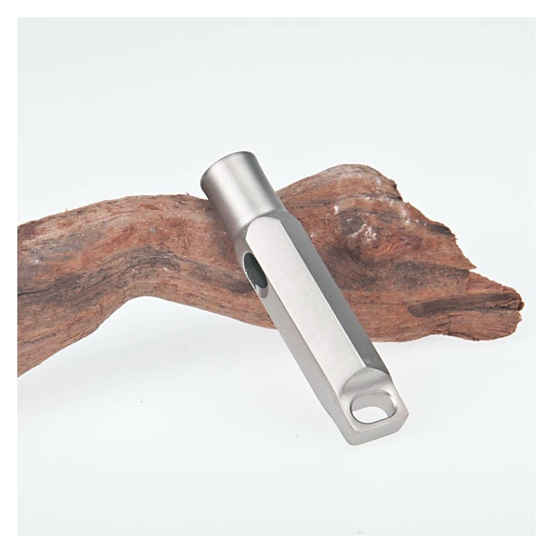 Titanium Whistle For Emergency, Camping & Hiking Whistle, 120db Ultra Loud, Ultra Lightweight图2