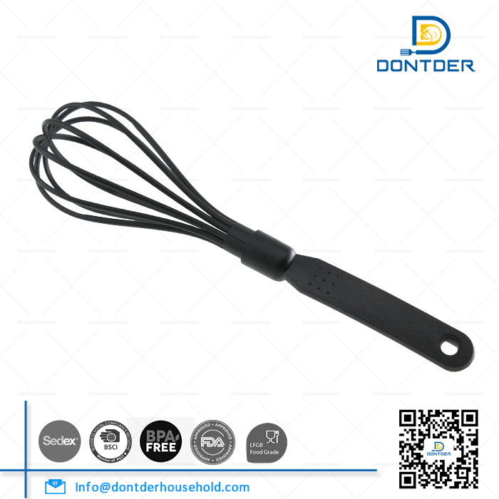 D00207 Black Nylon Whisk